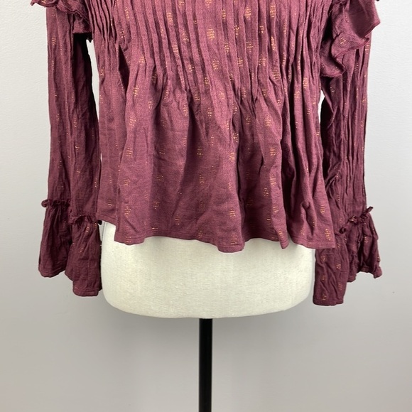 Versona Cropped Blouse SZ S Ruffle Sleeves Maroon with Gold Sparkles - Picture 3 of 11